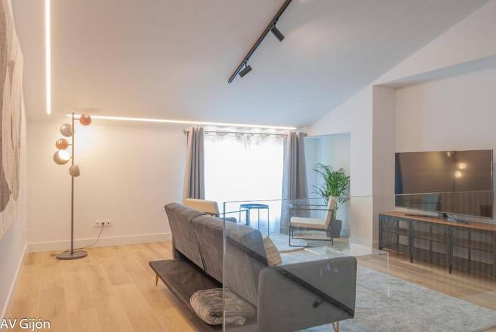 Chalet para 7 personas, con Terraza además de Jardín y Vistas en Gijón - 4