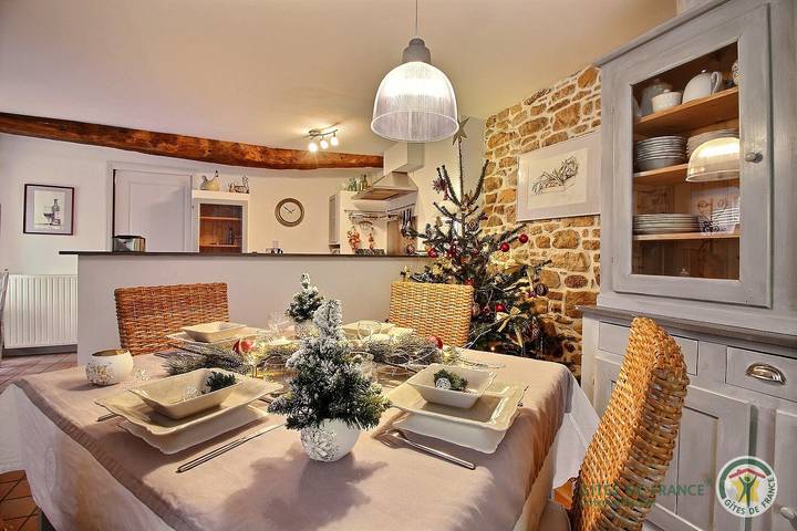 Gîte pour 4 personnes, avec jacuzzi ainsi que jardin et sauna à Kermaria-Sulard - 2