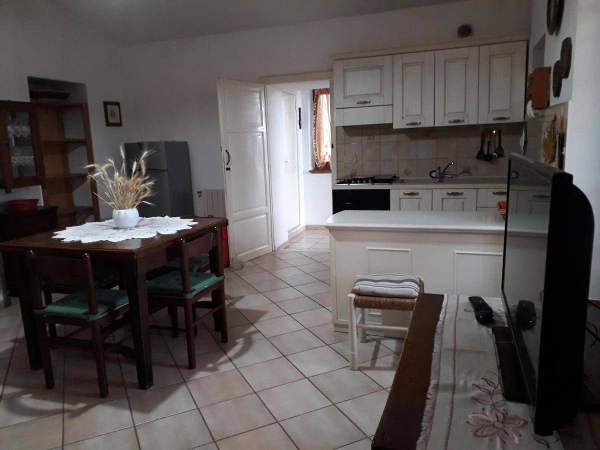 Monolocale intero, Studio in Porto Azzurro, Arcipelago Toscano