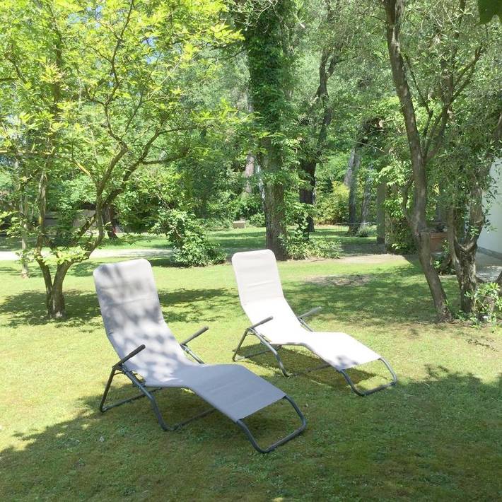 Villa für 10 Personen, mit Balkon und Terrasse sowie Garten und Ausblick in Massa - 2