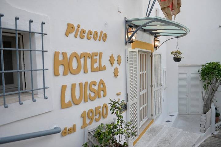 Hotel per 2 persone, con Terrazza e Giardino a Ponza