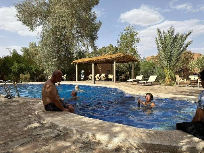 Alojamiento y desayuno para 2 personas, con piscina además de vistas y jardín, Se admiten mascotas - 1