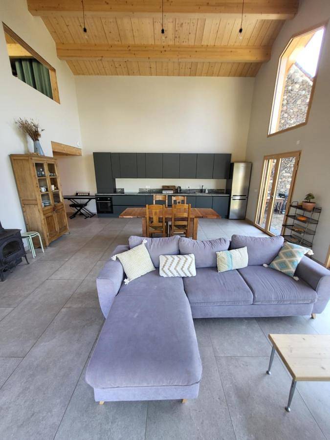 Location de vacances pour 8 personnes, avec vue et jardin à Estavar - 3