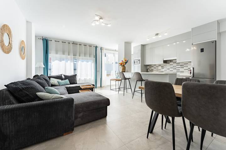 Hel lejlighed, Ferielejlighed for 6 personer med balkon in Playa del Castillo (Fuengirola), Fuengirola