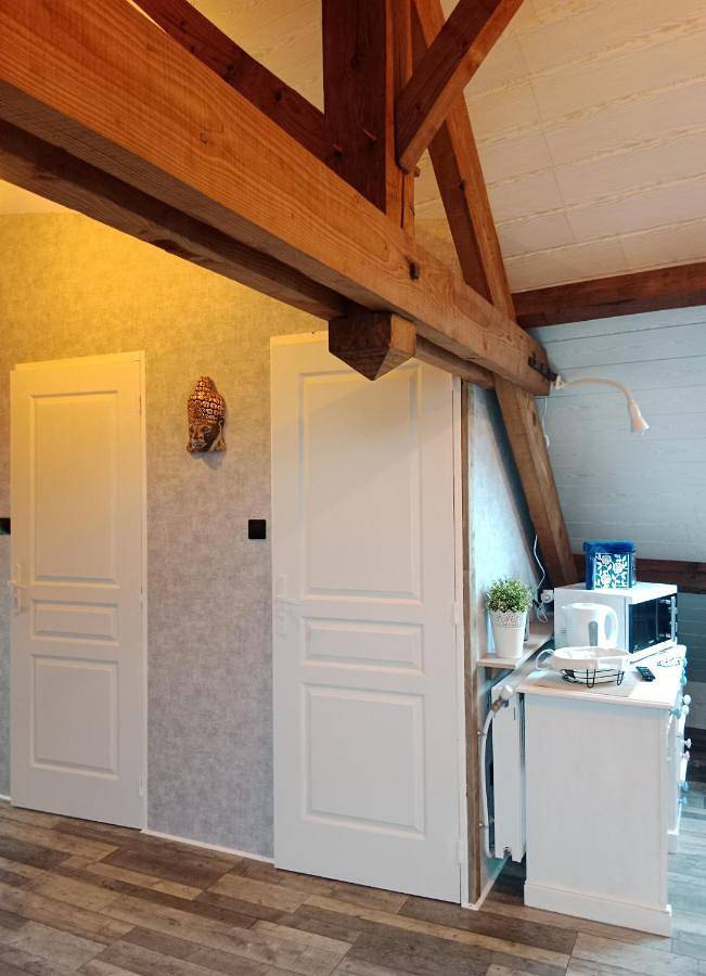 Double Room with Private Bathroom in Bayeux, Région de Bayeux
