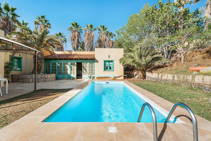 Casa rural para 8 personas, con jardín en Adeje - 2