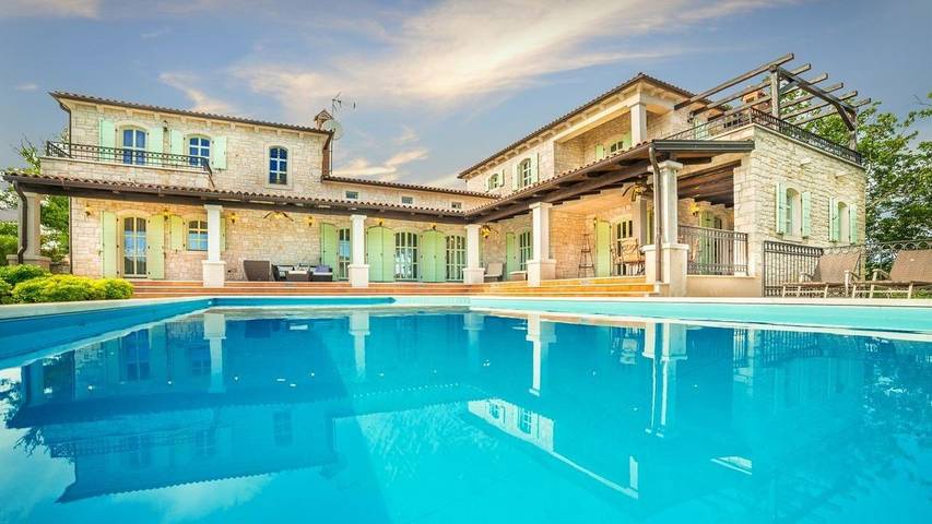 Villa für 11 Personen, mit Garten und Sauna sowie Pool - 1