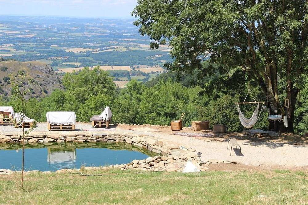 Grange rénovée 122 m2 + grande Terrasse en bois + Bassin Naturel + spa + soins in Dourgne, Région de Castres