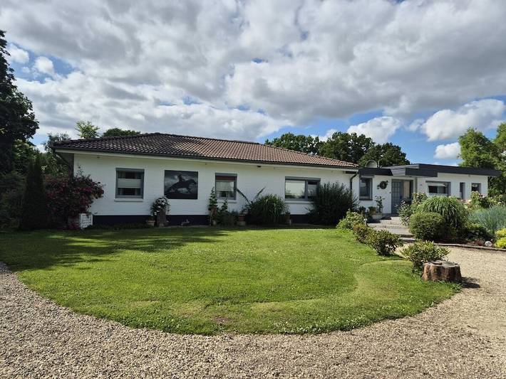 Ferienhaus für 8 Personen, mit Terrasse und Garten, mit Haustier in Malente