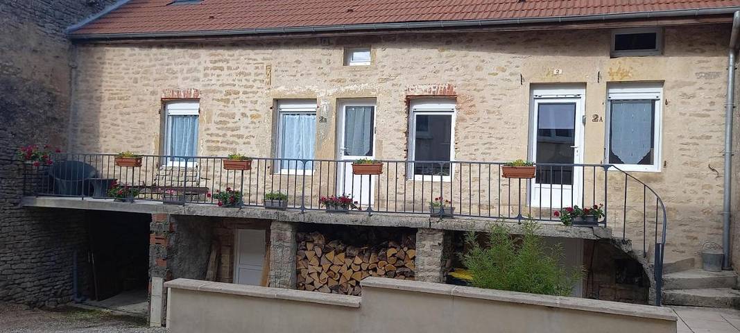 Gîte pour 7 personnes, avec balcon dans Seigny - 4