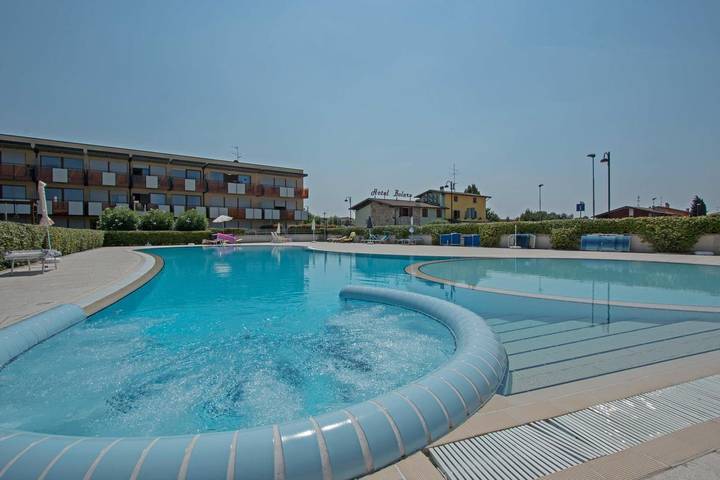 Gîte pour 5 personnes, avec jardin et terrasse à Sirmione - 4