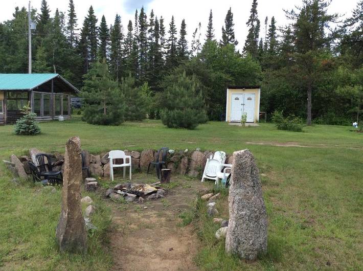 Chambre d’hôte pour 2 personnes, avec jardin ainsi que jacuzzi et terrasse dans Canada - 3
