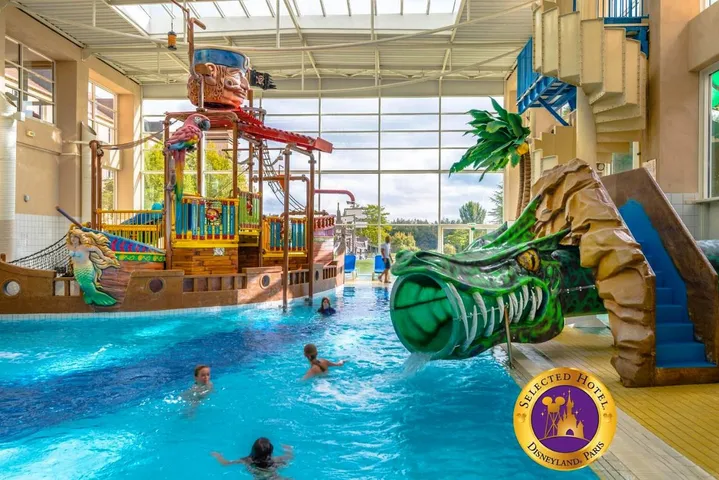 Hotel para 4 personas, con piscina y jardín - 1