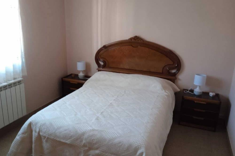 Casa Rural Sierra Norte Guadalajara a una Hora de Madrid in Puebla de Beleña, Guadalajara Province