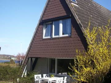Ferienhaus für 5 Personen, mit Sauna und Garten sowie Seeblick, kinderfreundlich in Kappeln & Umgebung