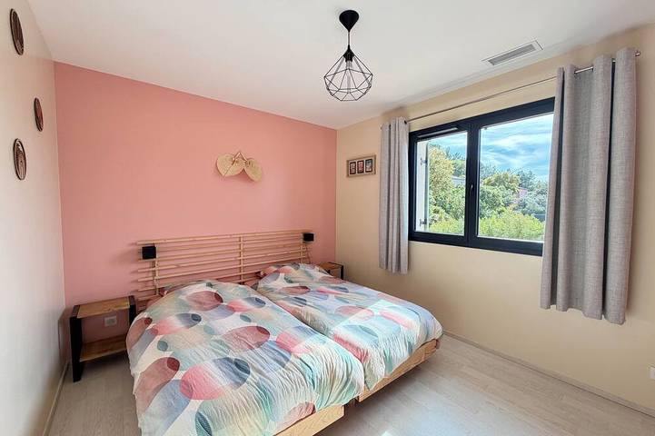 Location de vacances pour 6 personnes, avec jardin à Pierrefeu-du-Var - 4