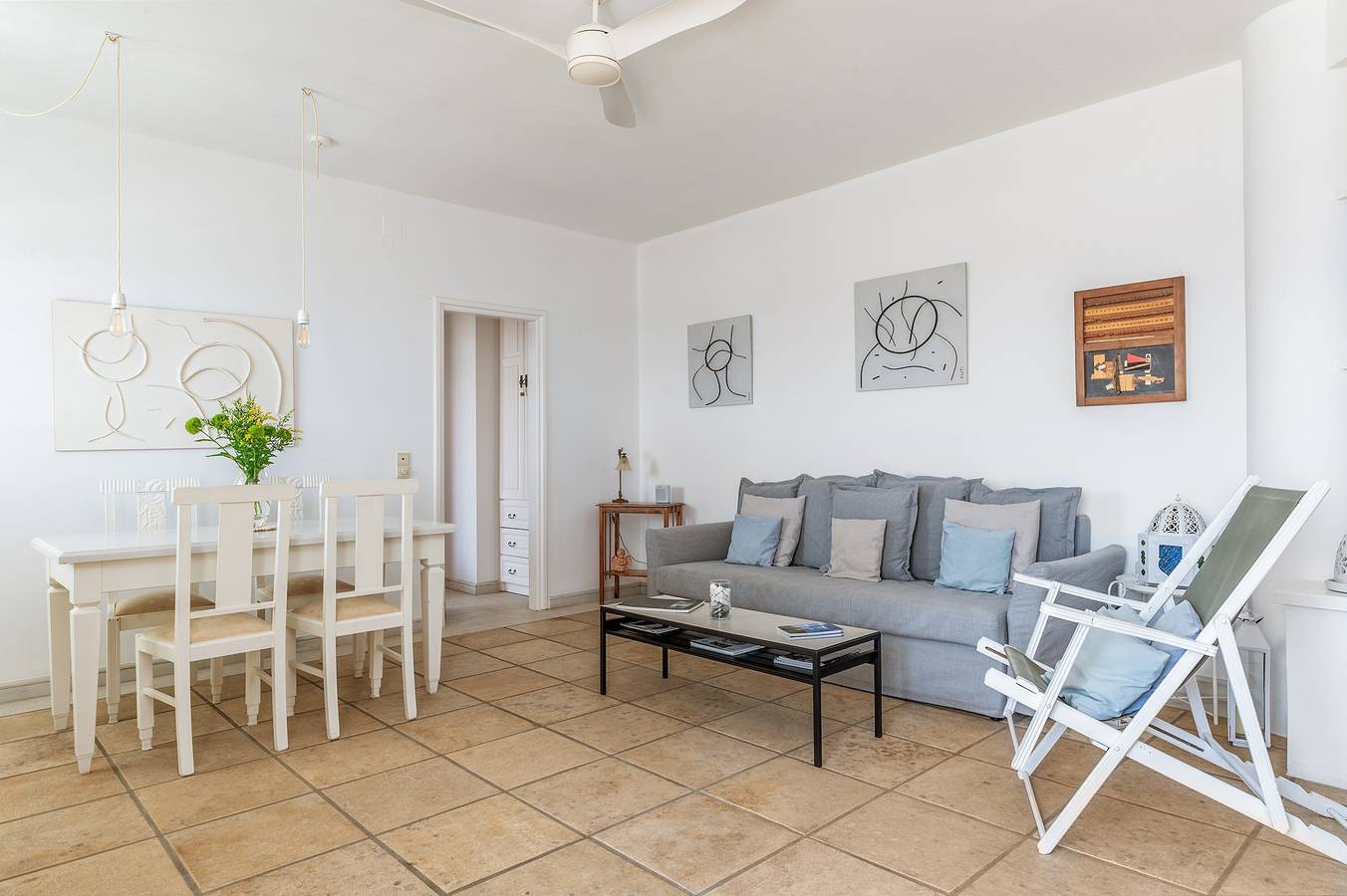 Apartamento inteiro, Apartamento 'Sea Horse 2 Tinos' com vista para o mar, acesso Wi-Fi e ar condicionado in Tinos