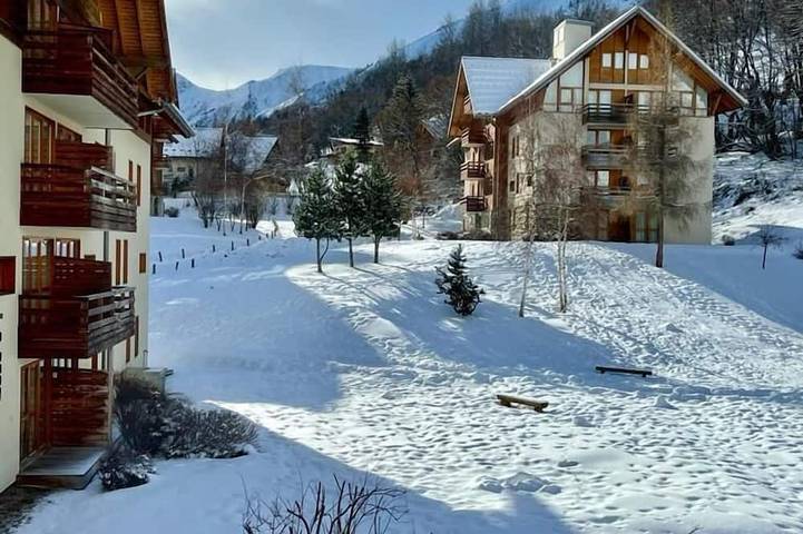 Apartamento de vacaciones para 5 personas, con jardín y balcón - 1