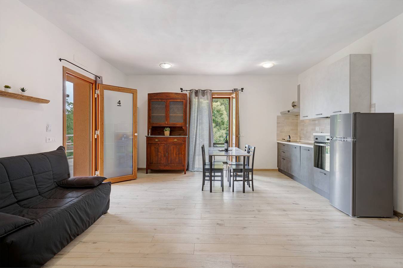 Gehele studio, Studio 'Camera 4' met uitzicht op de bergen, Wifi en airconditioning in Zignago, Provincie La Spezia