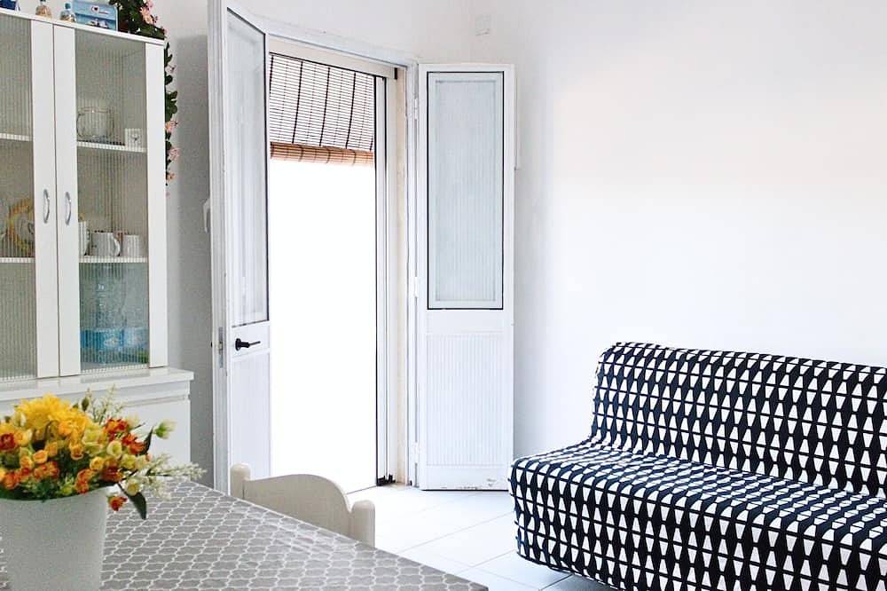 Villetta Giuseppe | Holiday Home in Salentonature and Relaxation a stone's throw from the sea in Melendugno, Provincia de Lecce