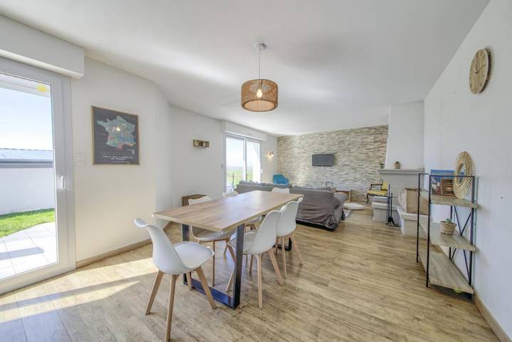 Location de vacances pour 8 personnes, avec jardin à Saint-Nolff - 2