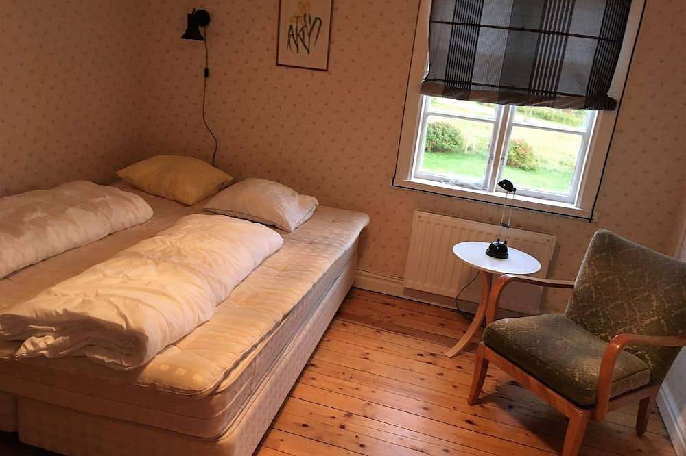 Großes Haus mit Platz für zwei Familien in einem großen Bauernhof in Tranås, Sommen