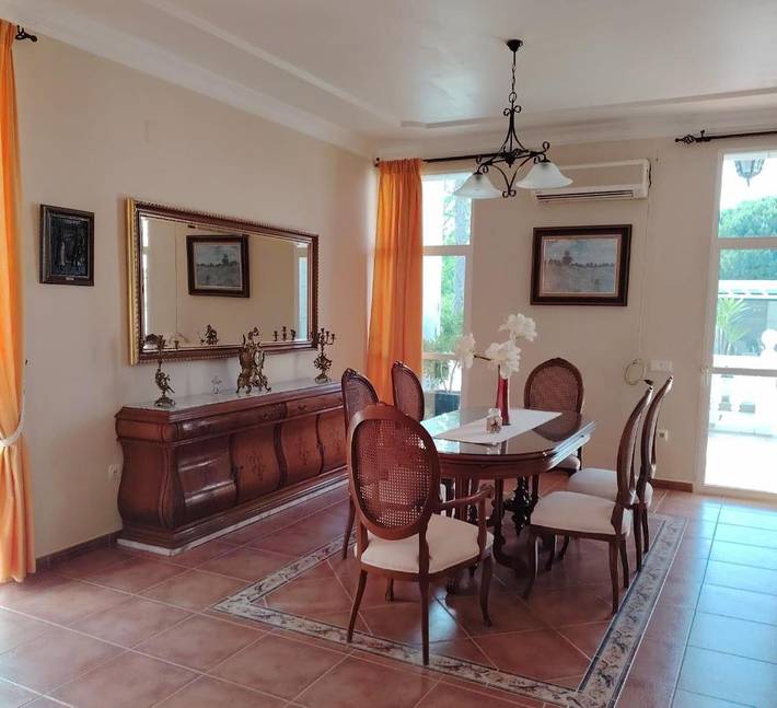 Casa rural para 11 personas, con piscina y terraza, Se admiten mascotas en La Carlota - 3