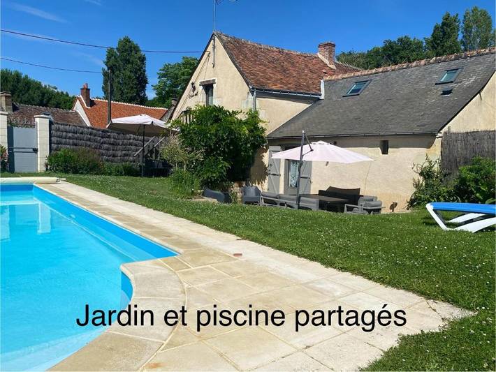 Location de vacances pour 4 personnes, avec piscine ainsi que jardin et jacuzzi à Vouvray - 3