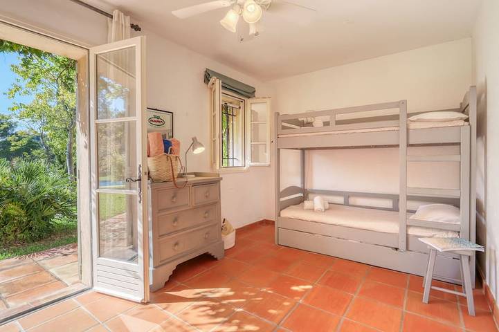 Villa pour 9 personnes, avec balcon et jardin dans Gigaro - 2