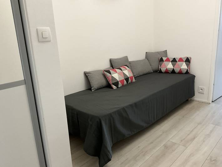 Appartement entier, Appartement pour 3 - balcon - piscine chauffée in Guérande, Côte d'Amour