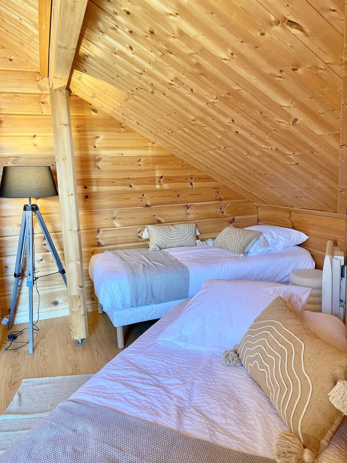 Chalet « Des Lacs » con piscina privada, terraza y Wi-Fi in Marigny (Jura), Jura
