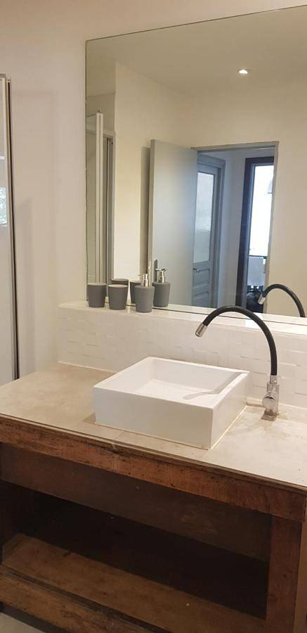 Appartement entier, Two-Bedroom Apartment in Bize-Minervois, Côte méditerranéenne (France)