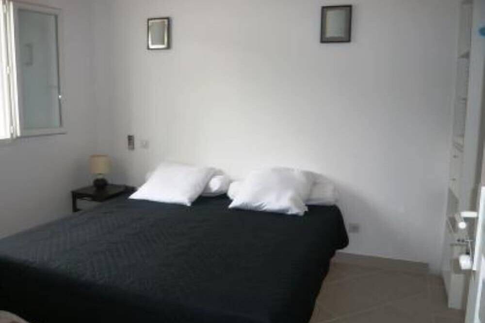 Appartement entier, Appartements les pieds dans l'eau in Tizzano, Sartène
