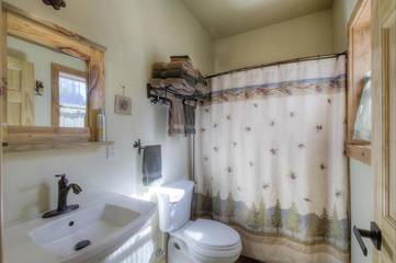 Log Cabin for 6 Guests in Mount Rushmore, Pennington County, Picture 4