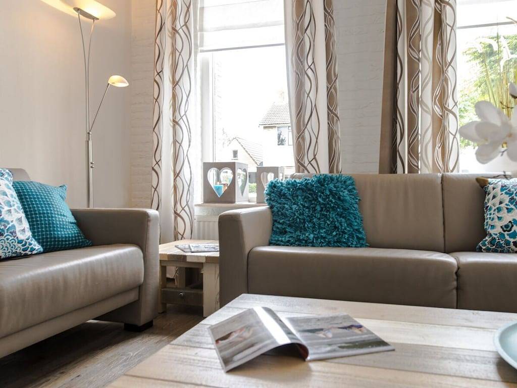 Ferienhaus in Nes mit Schwimmbecken in Nes, Westfriesische Inseln