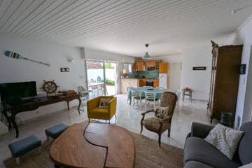 Maison De Vacances pour 7 Personnes dans Le Bois-Plage-en-Ré, Côte des Fleurs, Photo 4