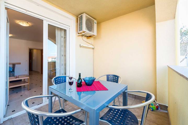 Vakantiewoning voor 4 personen, met balkon/terras en terras, met huisdier in Kroatië