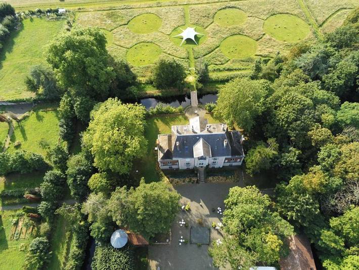 Gîte pour 4 personnes, avec Terrasse et Jacuzzi ainsi que Jardin et Sauna dans Chemillé-en-Anjou - 3
