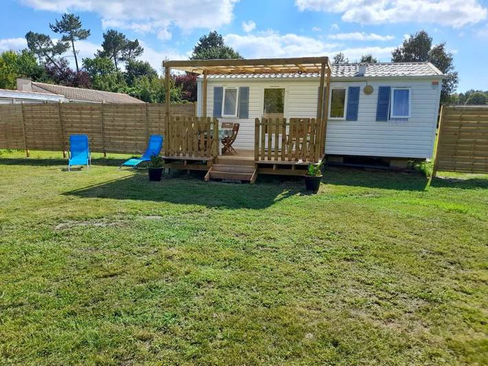 Chalet pour 4 personnes, avec jardin et terrasse