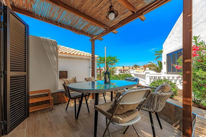 Bungalow für 5 Personen, mit Balkon und Terrasse sowie Pool an der Costa Adeje