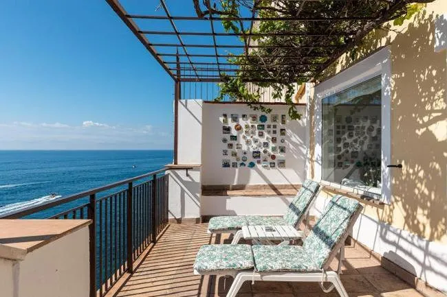 Casa de vacaciones para 4 personas, con vistas además de jardín y terraza - 1