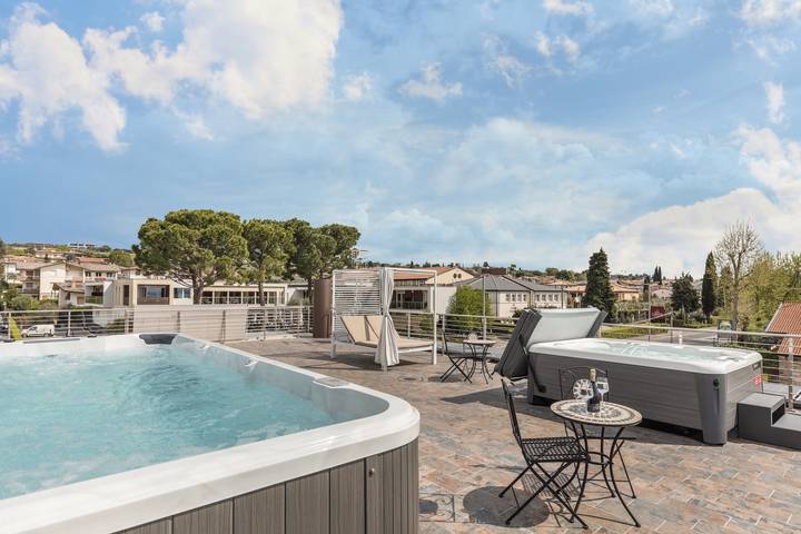 Apartamento para 6 personas, con vistas al lago y balcón, Se admiten mascotas en Lago de Garda