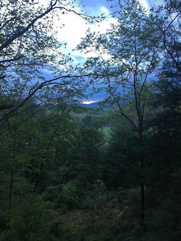 3brm / 2bath Mntside Bauernhaus-hundefreundlich in Seneca Rocks