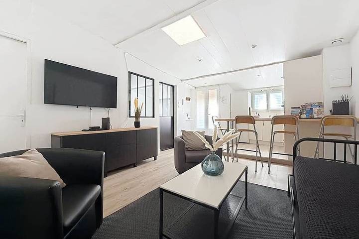 Gîte pour 4 personnes dans Communay