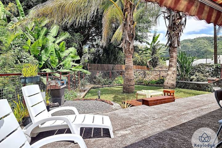 Chalet pour 4 personnes, avec jardin et terrasse