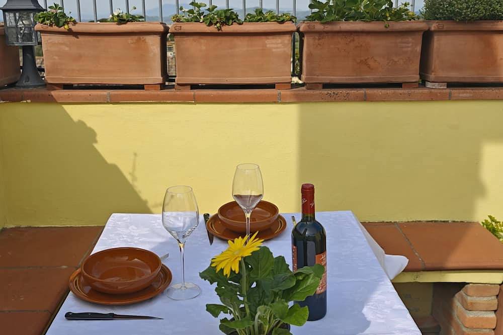Apartamento entero, Gincat Chianti House - 3 Rooms, Terraces & Bbq in Montespertoli, Provincia de Firenze