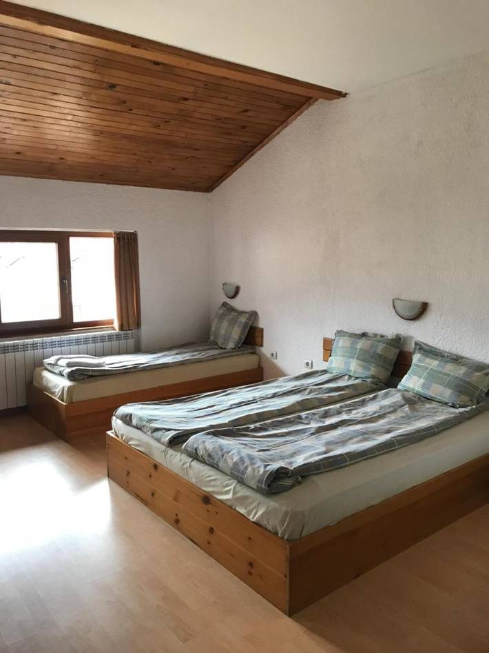 Hôtel pour 3 personnes, avec vue sur le lac et jardin ainsi que sauna et vue dans Bansko