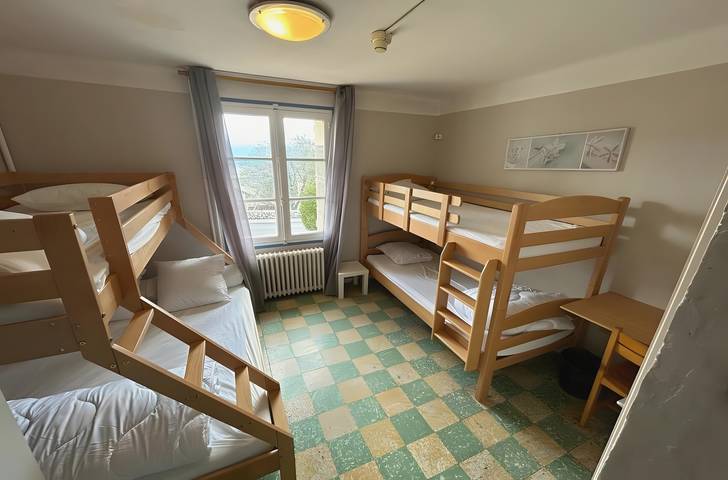 Maison de vacances 'Chambre pour 3 au rez-de-chaussée' avec vue montagne, terrasse partagée et Wi-Fi in Font-Romeu-Odeillo-Via, Parc naturel régional des Pyrénées catalanes