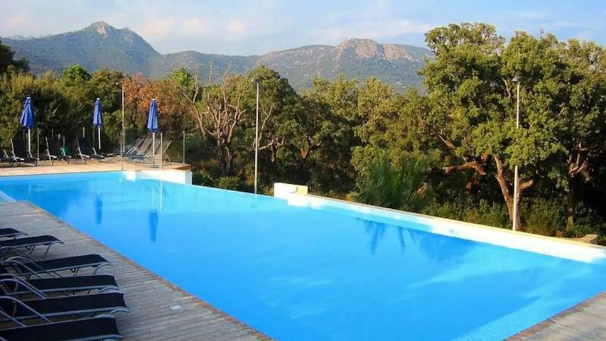 Gîte pour 7 personnes dans Sainte-Lucie de Porto-Vecchio - 4