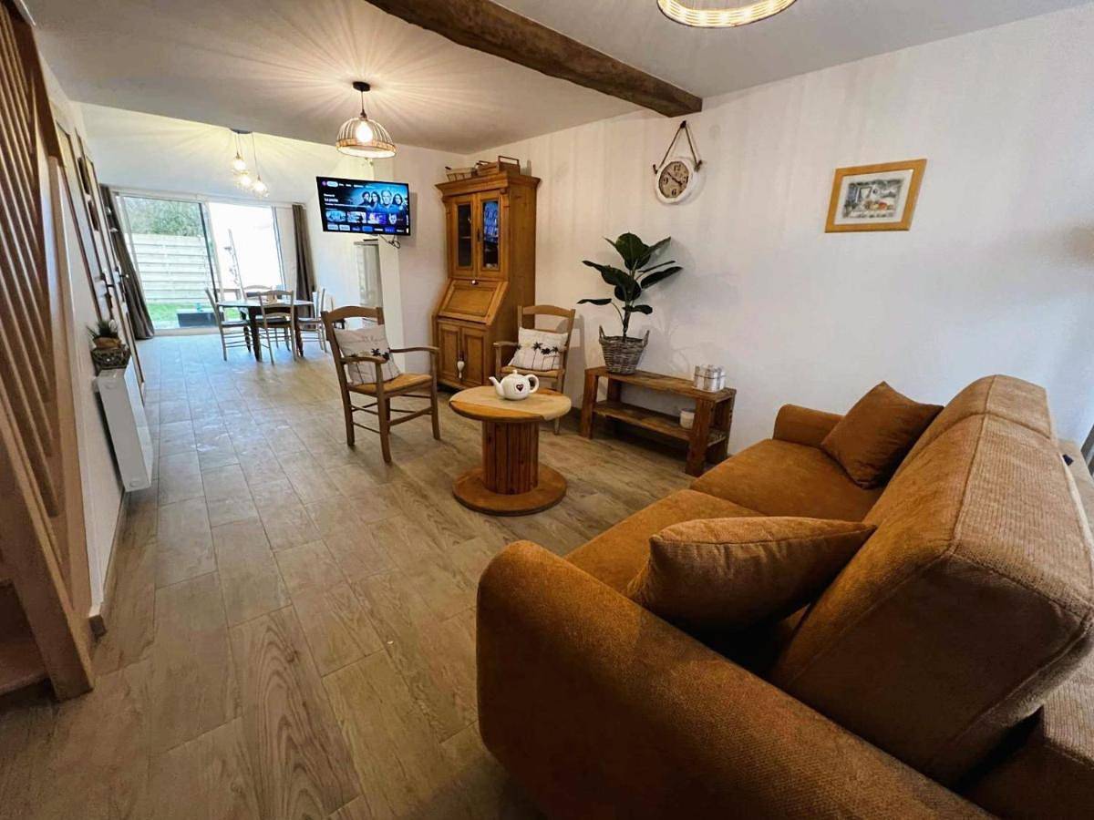 One-Bedroom House in Saint-Josse, Région de Montreuil